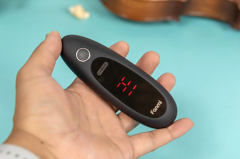 凡米鼓膜耳温枪评测：精准测温，只需一秒