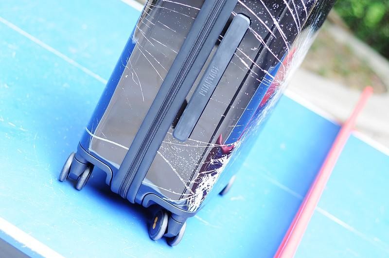 潮流中环保先行者：地平线8号地球狂想系列环保旅行箱