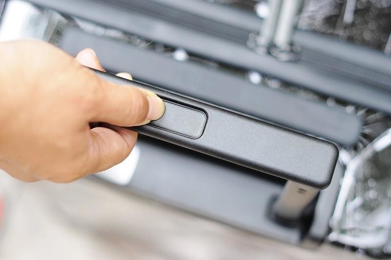 潮流中环保先行者：地平线8号地球狂想系列环保旅行箱