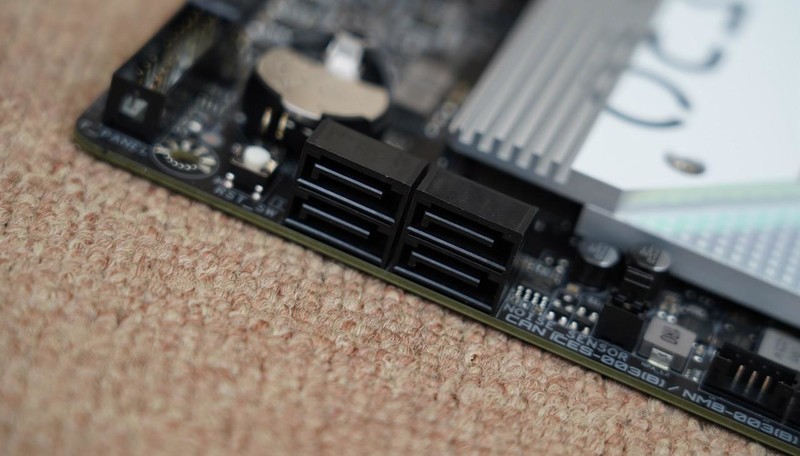 只为极致丝滑，13700K+Z790雪鹰+RTX4080星曜打造的高端主机分享