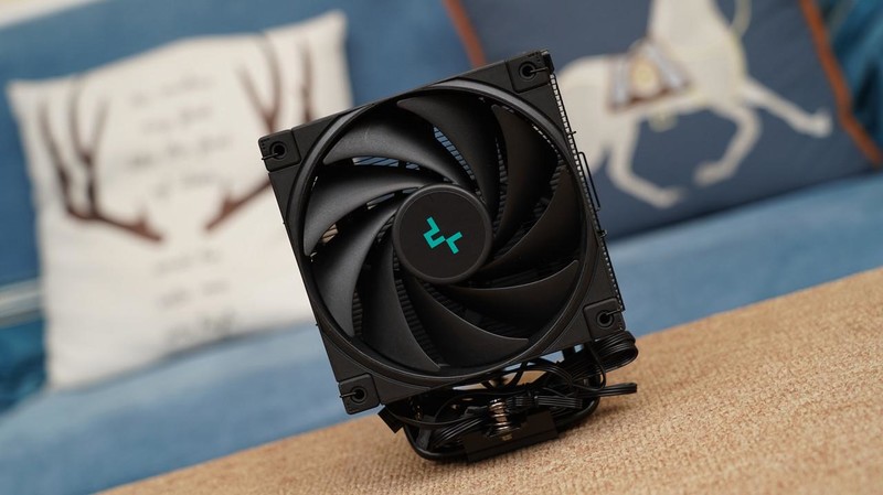 新一代千元级游戏神U来袭，AMD 锐龙5 7500F VS 13400对比评测