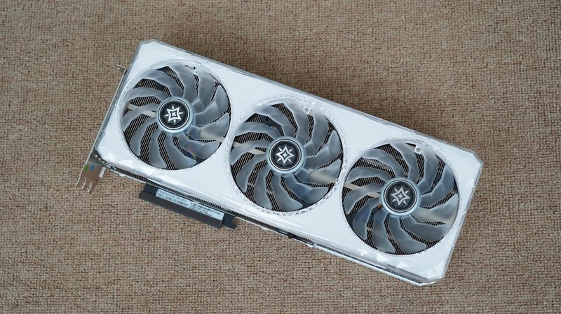 只为极致丝滑，13700K+Z790雪鹰+RTX4080星曜打造的高端主机分享