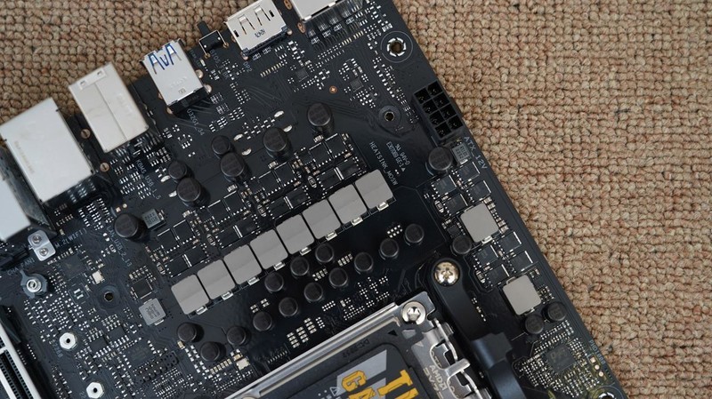 新一代千元级游戏神U来袭，AMD 锐龙5 7500F VS 13400对比评测