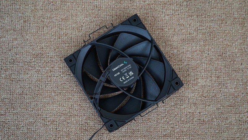 新一代千元级游戏神U来袭，AMD 锐龙5 7500F VS 13400对比评测