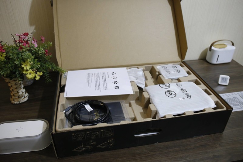 华硕创艺27 4k Pro，更适合美工、视频剪辑类需求的专业显示器