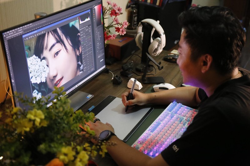 华硕创艺27 4k Pro，更适合美工、视频剪辑类需求的专业显示器