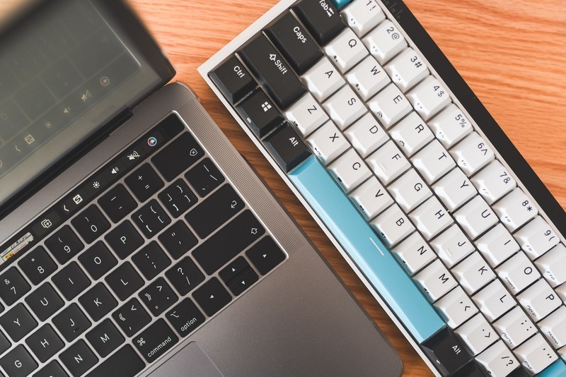 小升级大体验，杜伽推出首款可换轴机械键盘：小清新的实力派