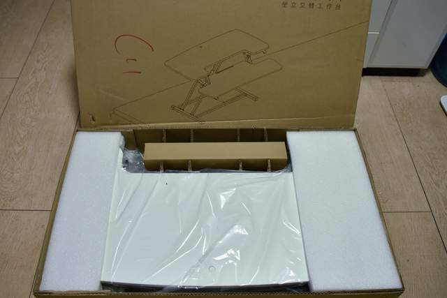 给自己的腰颈一个舒缓的机会——乐歌MX1升降工作台体验