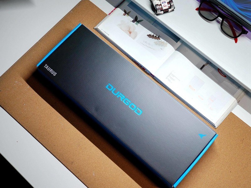 CHERRY樱桃轴？杜伽K310浅雾蓝无光版，网友：小清新桌搭不二之选