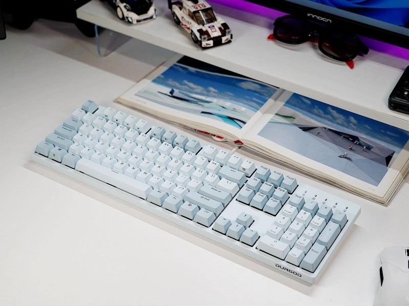 CHERRY樱桃轴？杜伽K310浅雾蓝无光版，网友：小清新桌搭不二之选