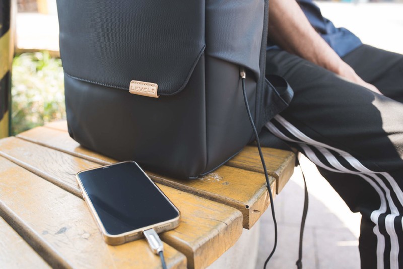 都市新风尚，自在轻随行，邂逅我的地平线零感背包