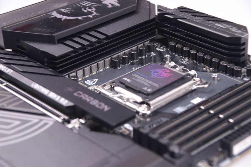 9800X3D有多强？微星MPG X870E暗黑主板装机分享