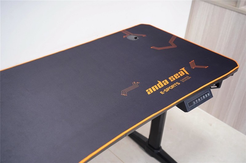 告别单调，肥宅电竞快乐桌值得你拥有——安德斯特升降电竞桌分享