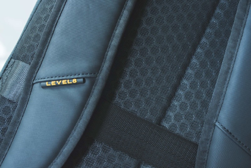 都市新风尚，自在轻随行，邂逅我的地平线零感背包