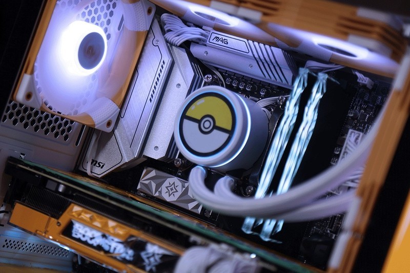 私人の手绘皮卡丘定制主题，i5-12490F+RTX3070显卡性价比装机推荐