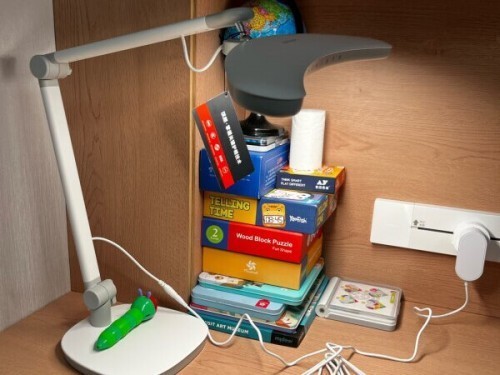 儿童照明灯led哪个好?儿童护眼灯哪个牌子好?家长进！