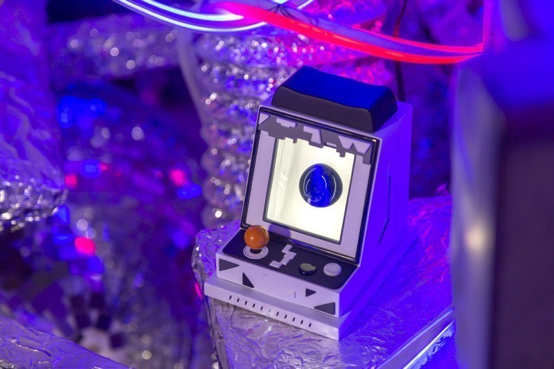 年轻人的桌搭潮品 LYIEW SEED磁流体声音伴侣