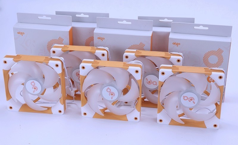 私人の手绘皮卡丘定制主题，i5-12490F+RTX3070显卡性价比装机推荐