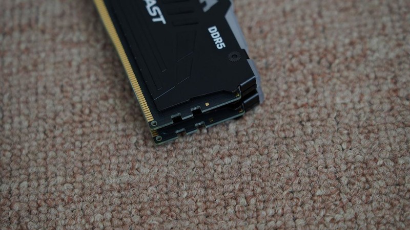 如何打造一台高性价比小钢炮？13400+B760M电竞雕+4070Ti打造的MATX主机分享