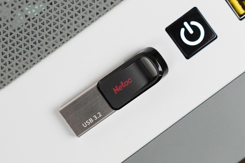 适合学生党的数码数码好物清单，来自数码发烧友的良心推荐！