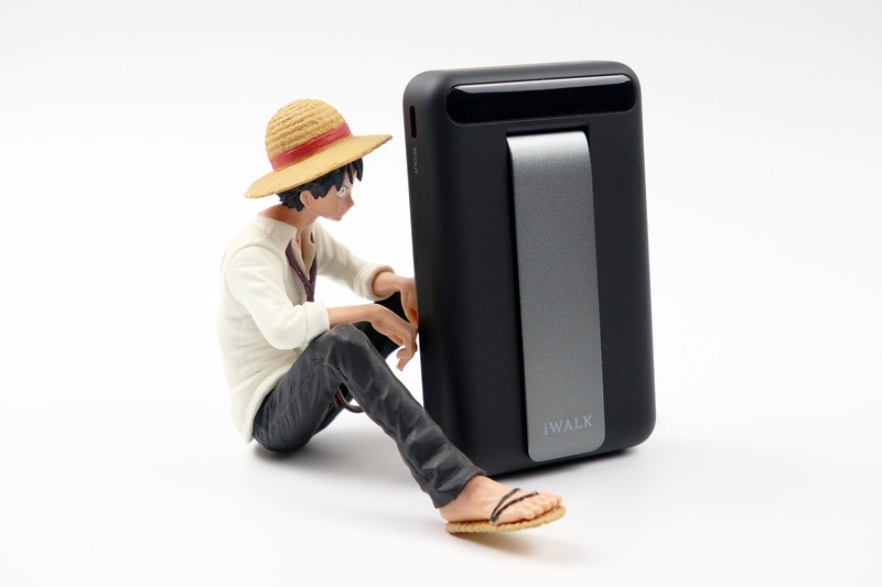 便捷充电新选择——iWALK爱沃可Qi2磁吸无线充电宝体验