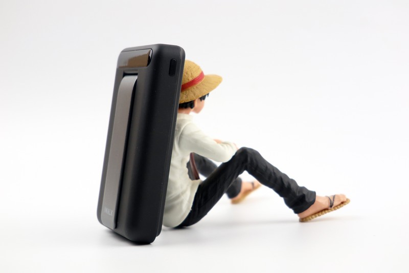 便捷充电新选择——iWALK爱沃可Qi2磁吸无线充电宝体验