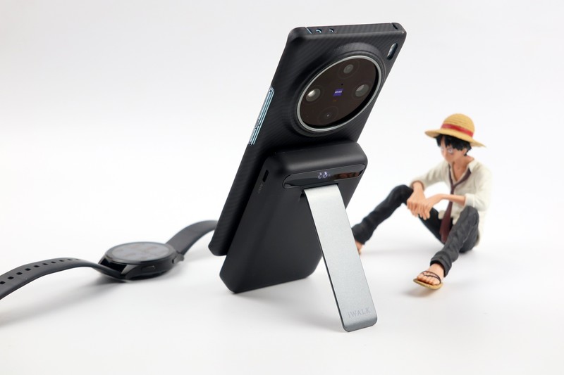 便捷充电新选择——iWALK爱沃可Qi2磁吸无线充电宝体验