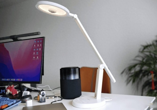 学生护眼台灯哪个品牌比较好用？实测学生护眼台灯榜前10强闭眼入