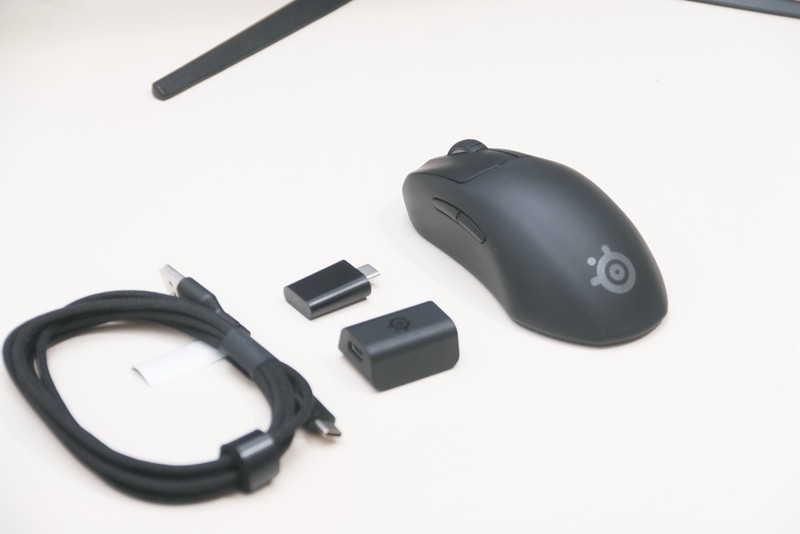 赛睿Prime Mini Wireless游戏鼠标体验：皮王小手版，专为职业电竞选手定制