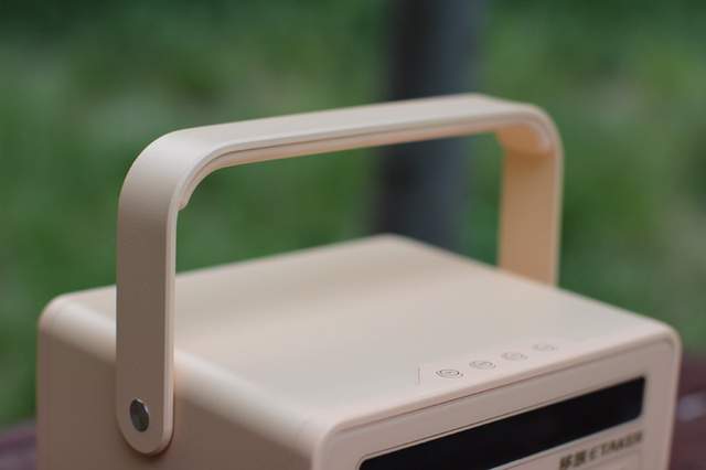 充的快、用的久，说走就走的“移族户外电源”初体验