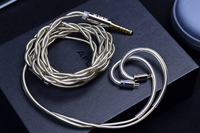 润泽、通透、温暖、细腻！AFUL 新品Explorer再次沉醉千元级市场