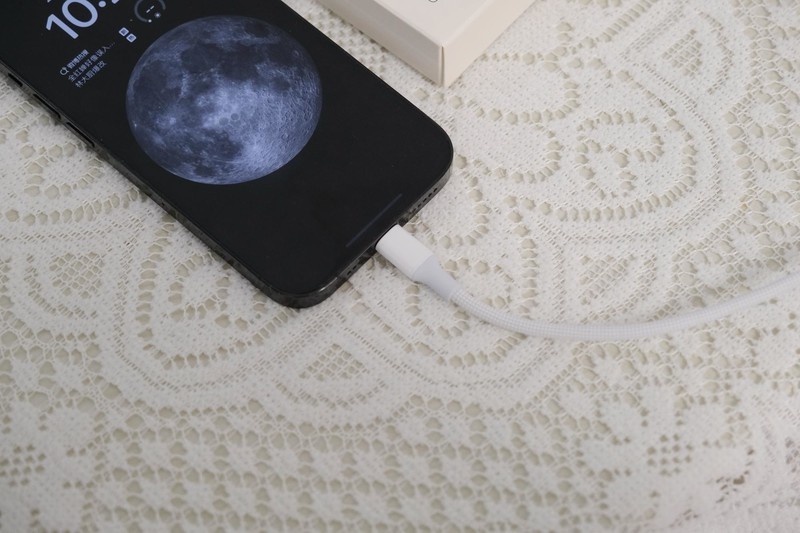 绿联能量彩虹快充数据线体验分享