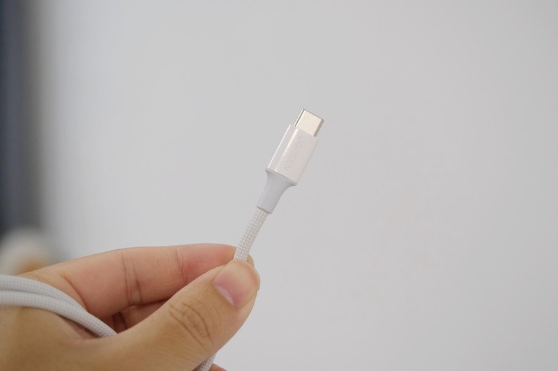 绿联能量彩虹快充数据线体验分享