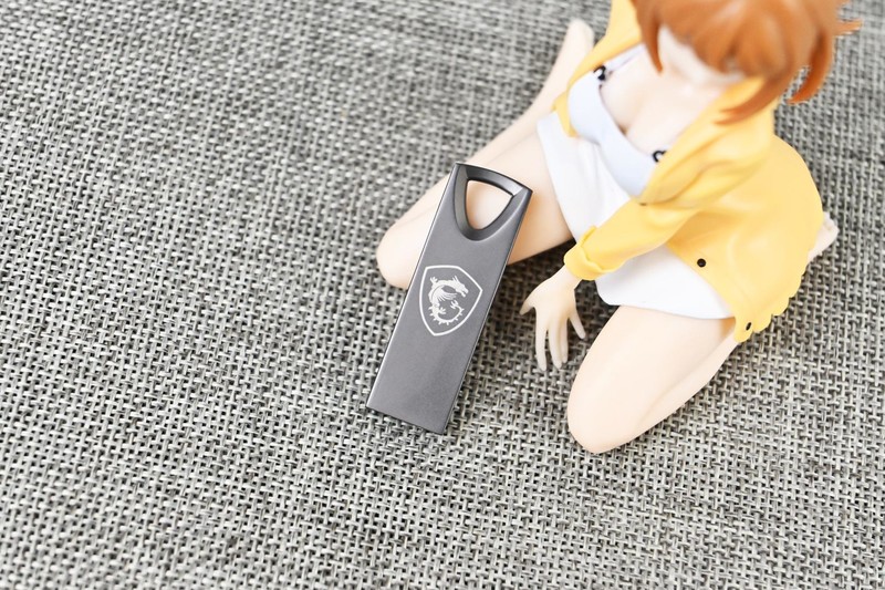 微星MPG Z790 EDGE TI MAX WIFI刀锋钛主板拆解试玩：最佳化设定好伴侣