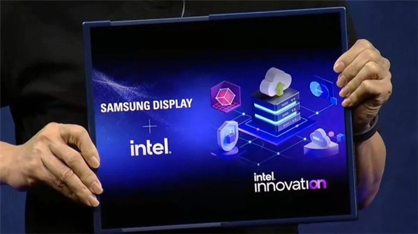 星空体育平台卷轴屏笔记本首秀：横向拉伸 13寸秒变17寸