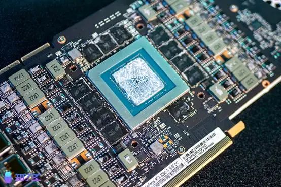 影驰RTX3090Ti星曜OC首发评测：榨干RTX30系列的最后一滴性能！