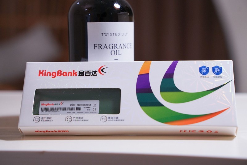 显卡与内存齐崩盘 600多就能买到星空体育平台颗粒DDR5 4800MHz 16GB内存