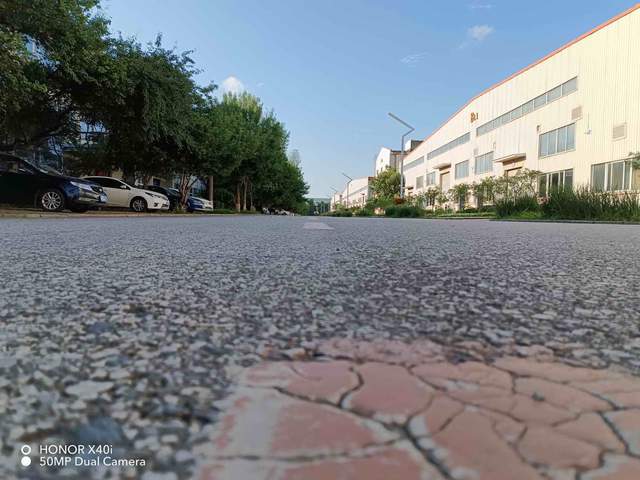 轻薄高颜值，实力均衡的千元机荣耀X40 i评测