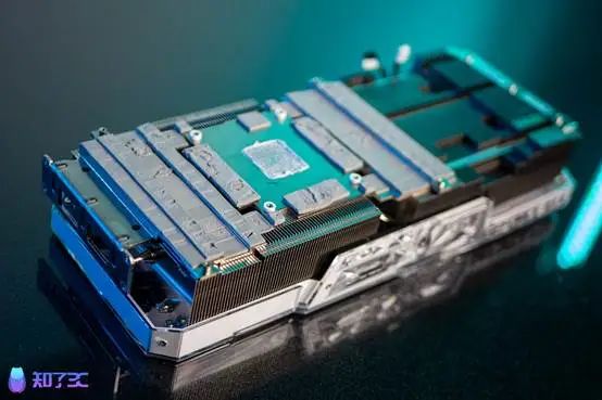 影驰RTX3090Ti星曜OC首发评测：榨干RTX30系列的最后一滴性能！