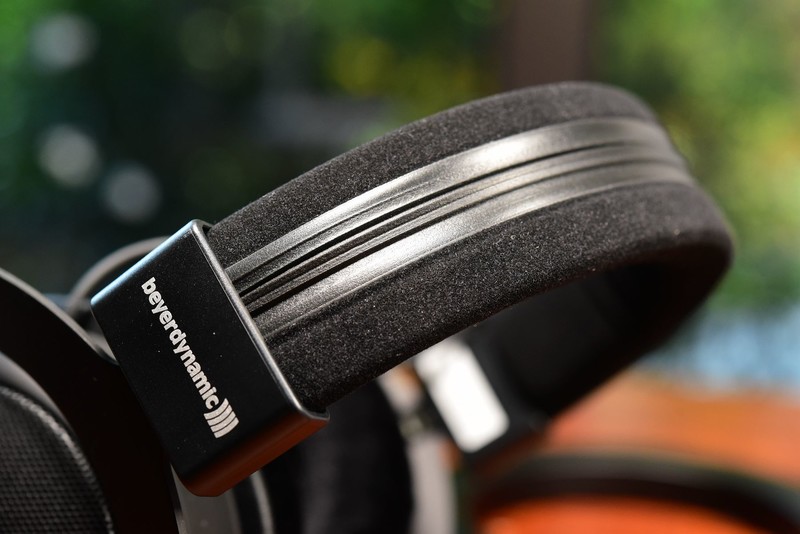 不死鸟拜雅DT880黑色限量版上手：大耳选购预算不足就选它