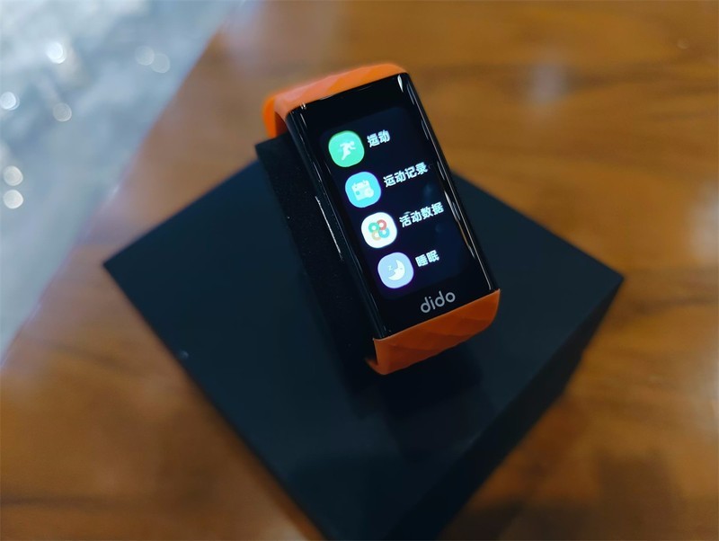量化健康数值，改善睡眠来试试dido P1智能手环