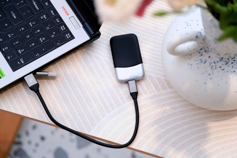 高速又便携，颜值还不错！奥睿科太极M20移动硬盘不考虑下？