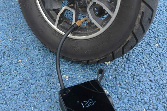 小米生态链好物严选！149元的HOTO小猴充气宝，雅迪奥迪都要用它