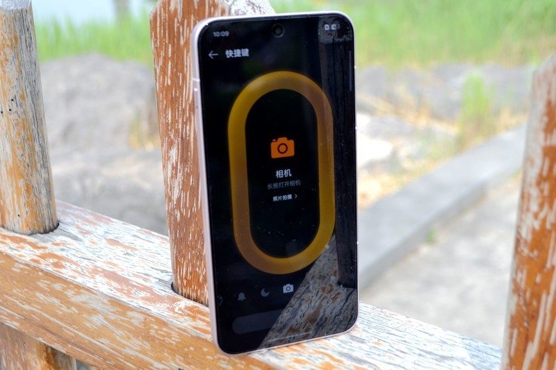 猝不及防！一加终于肯放大招，一加13T成卖的最好的旗舰小直屏