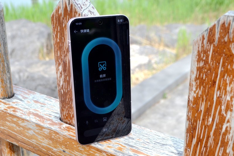 猝不及防！一加终于肯放大招，一加13T成卖的最好的旗舰小直屏