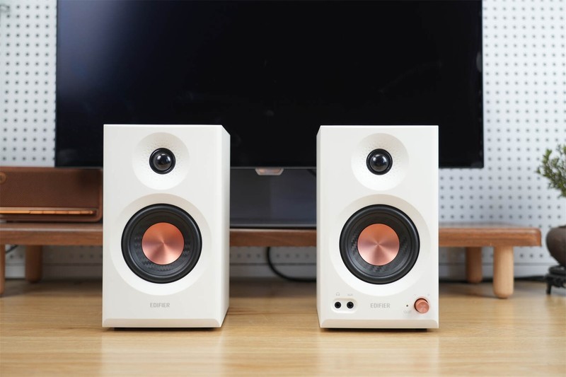 桌面HiFi新宠？游戏创作影音六边形战士—监听音箱漫步者MR3BT