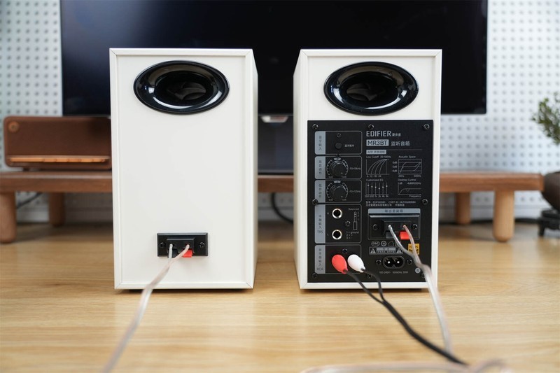 桌面HiFi新宠？游戏创作影音六边形战士—监听音箱漫步者MR3BT