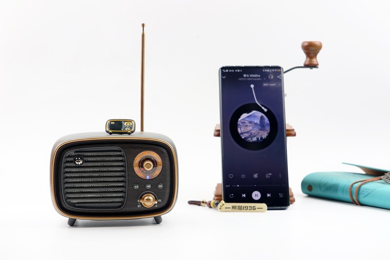 复古造型与高新科技的结合——熊猫D-36复古收音机蓝牙音箱体验