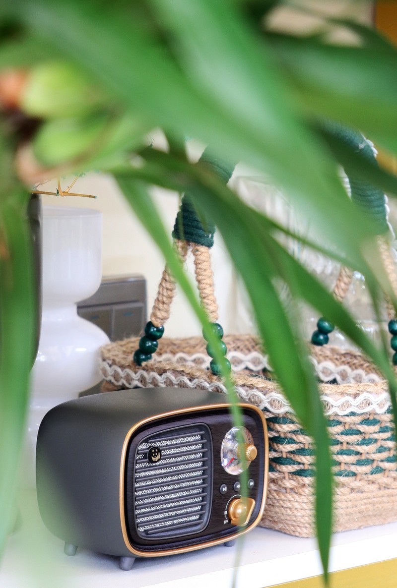 复古造型与高新科技的结合——熊猫D-36复古收音机蓝牙音箱体验