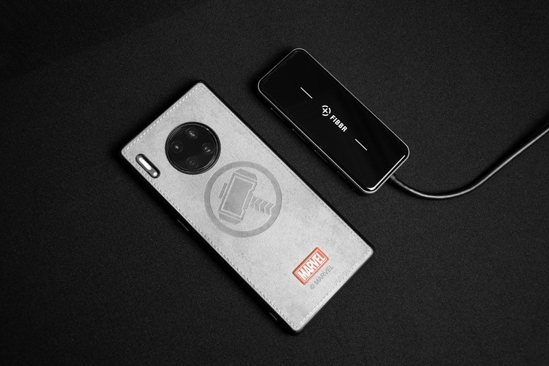 光纤龙头企业涉足桌面外设，推出首款扩展坞，售价199元